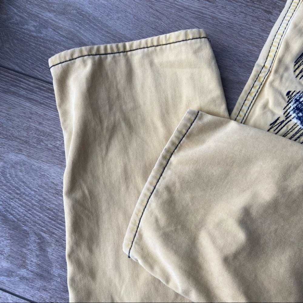 True Religion Jordan Destroyed Boyfriend Fit Pants - Picture 12 of 16